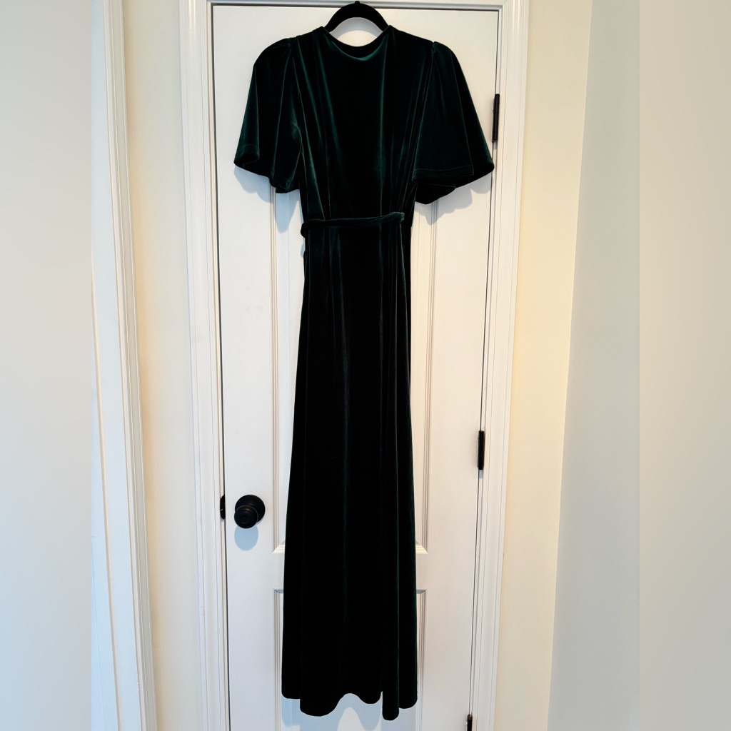 Nwt Pink Desert Regal Velvet Wrap Dress Emerald Green — image 5 of 8
